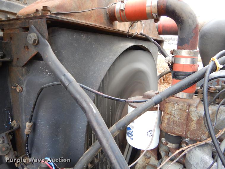 image for item ER9351 1985 Mack R686ST dump truck