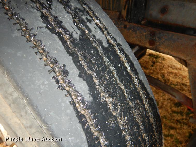 image for item ER9351 1985 Mack R686ST dump truck