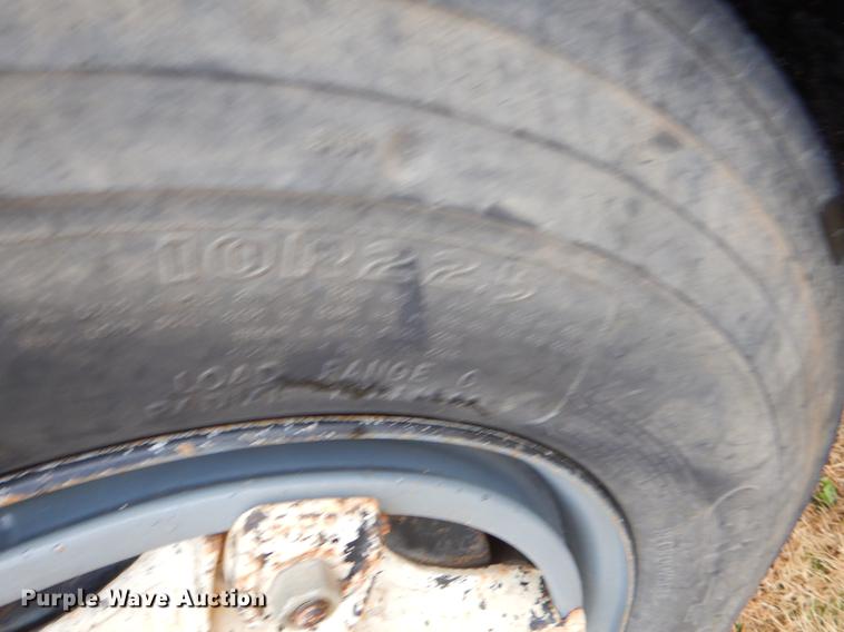 image for item ER9351 1985 Mack R686ST dump truck