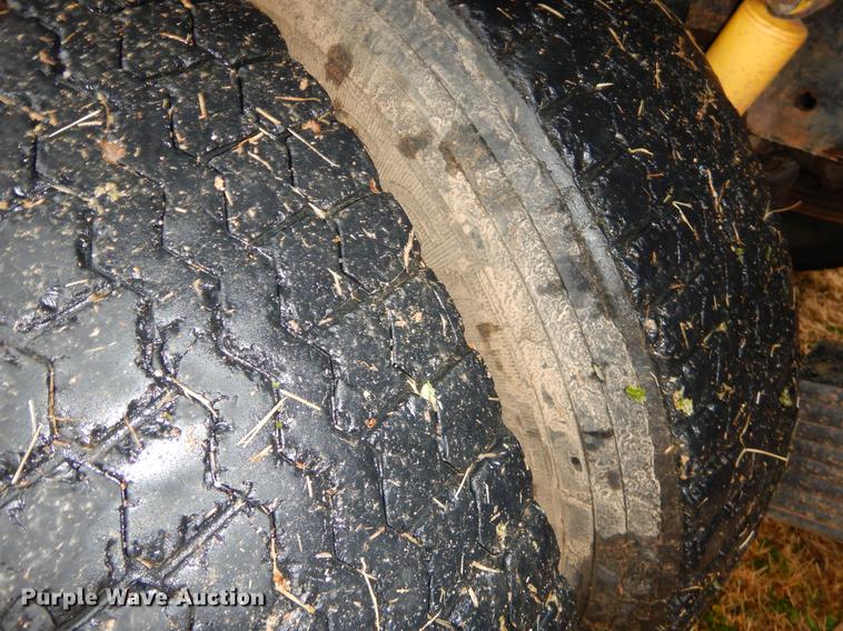 image for item ER9351 1985 Mack R686ST dump truck