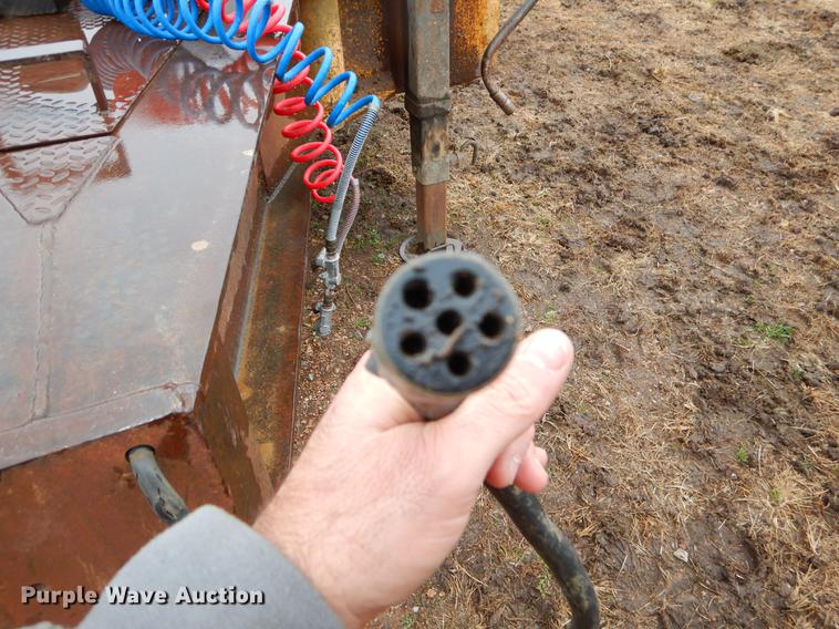 image for item ER9354 1972 Nabors equipment trailer