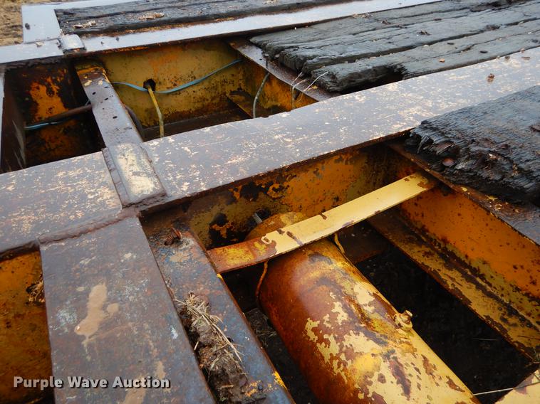 image for item ER9354 1972 Nabors equipment trailer