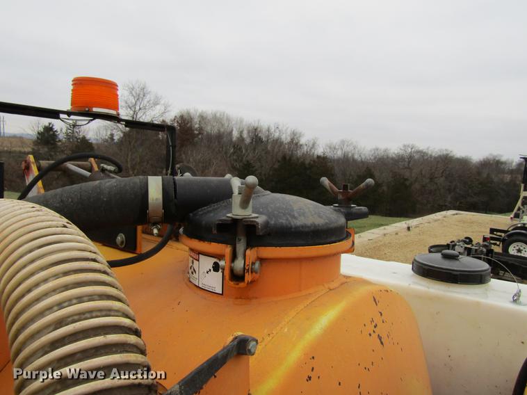 image for item EU9537 2007 Ring Omatic 275 vacuum excavator trailer