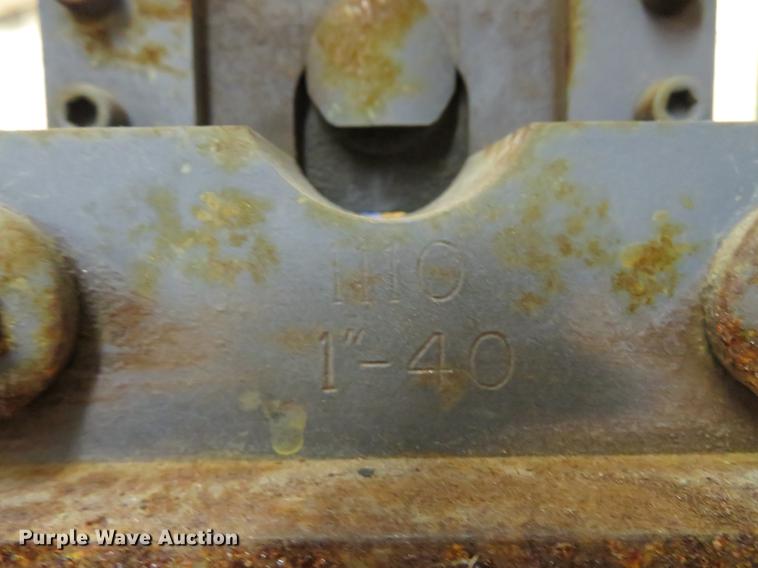 image for item EV9538 Edwards JAWS V iron worker