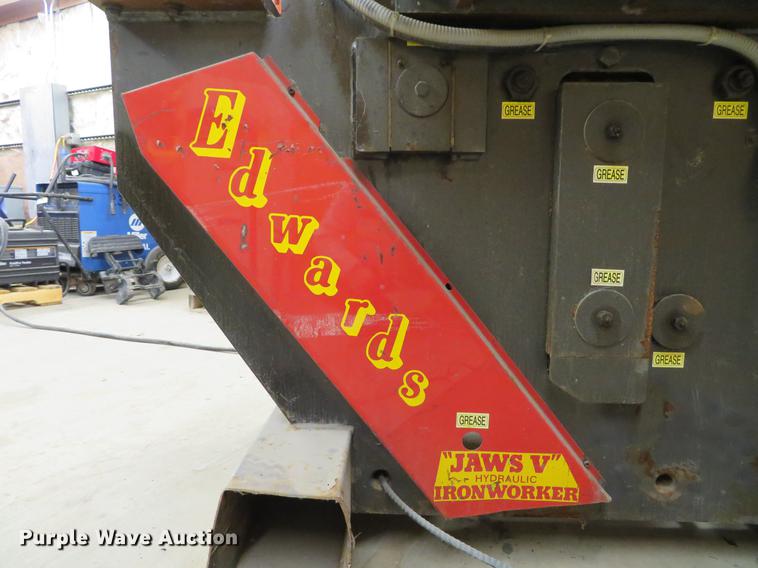 image for item EV9538 Edwards JAWS V iron worker