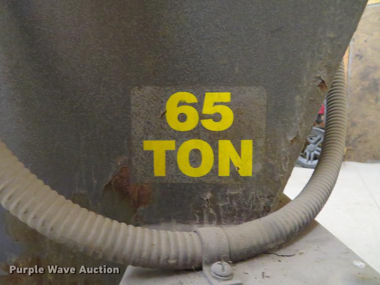 image for item EV9538 Edwards JAWS V iron worker