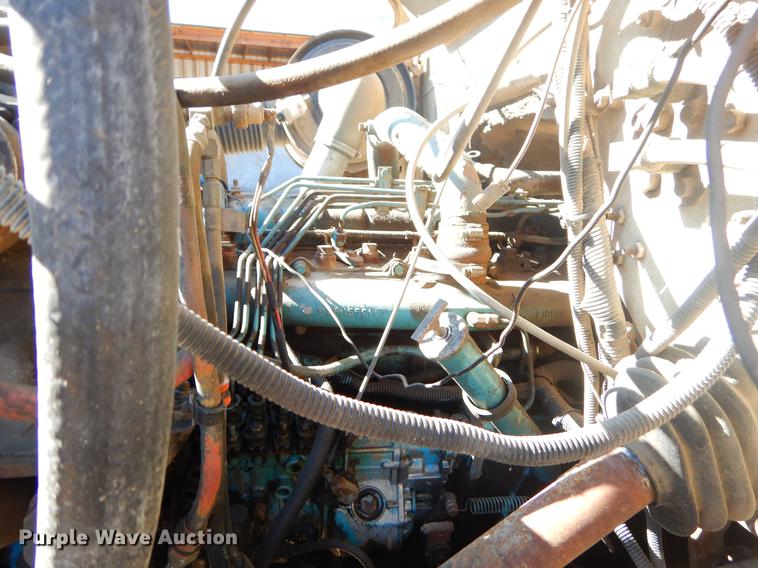 image for item EW9673 1989 International 1954 spreader truck