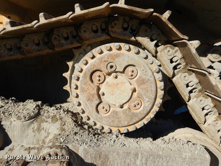 image for item EW9690 2001 Caterpillar D8R Series II dozer