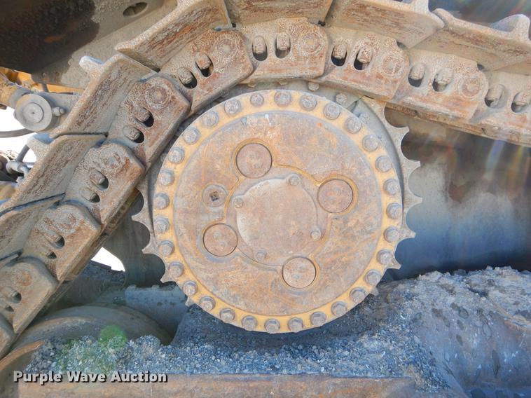 image for item EW9690 2001 Caterpillar D8R Series II dozer