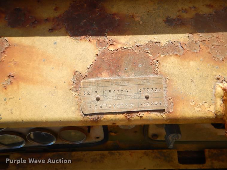 image for item EW9709 Caterpillar 621B conventional scraper