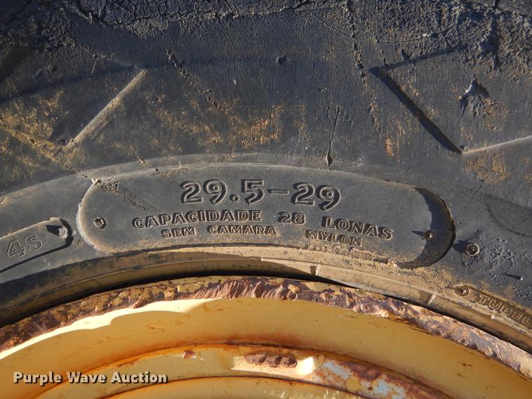 image for item EW9709 Caterpillar 621B conventional scraper