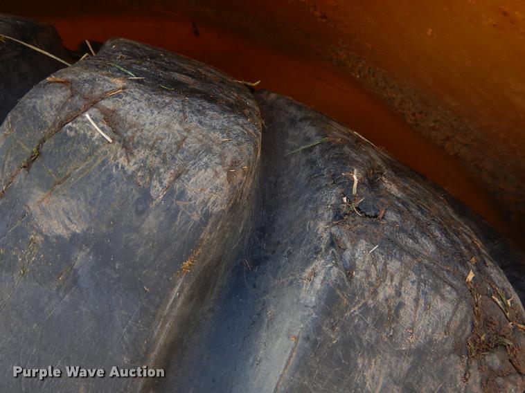 image for item EW9709 Caterpillar 621B conventional scraper