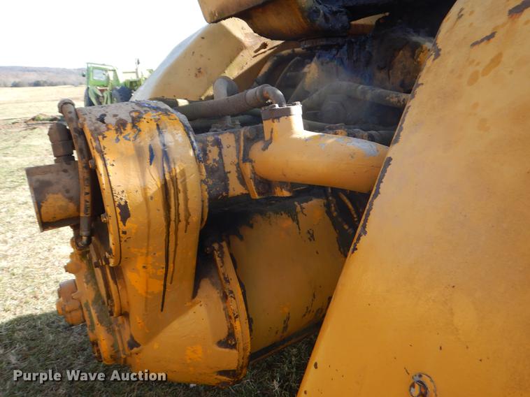 image for item EW9709 Caterpillar 621B conventional scraper