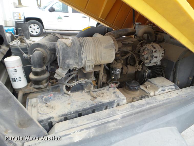 image for item EW9787 2007 Atlas Copco XAS185JD7 air compressor