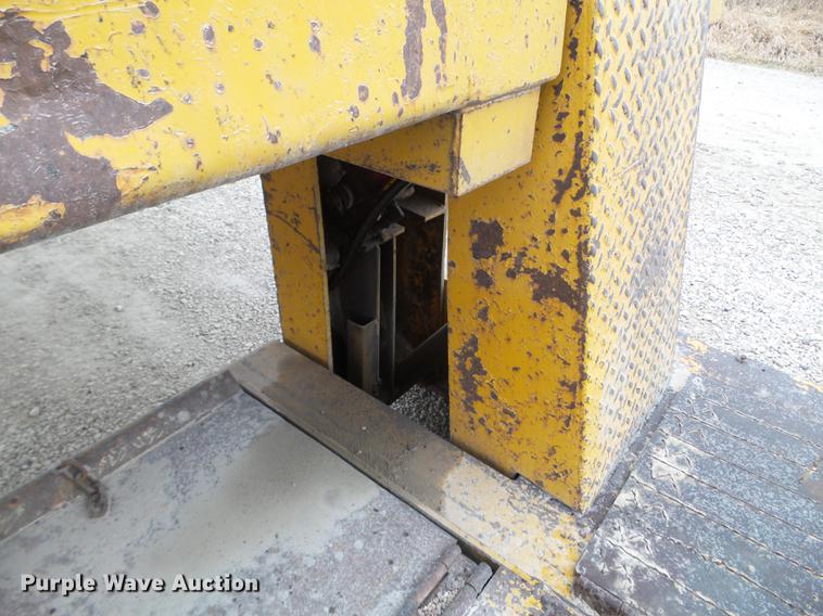 image for item EW9790 1970 Load Craft LDD3-40SFG lowboy equipment trailer