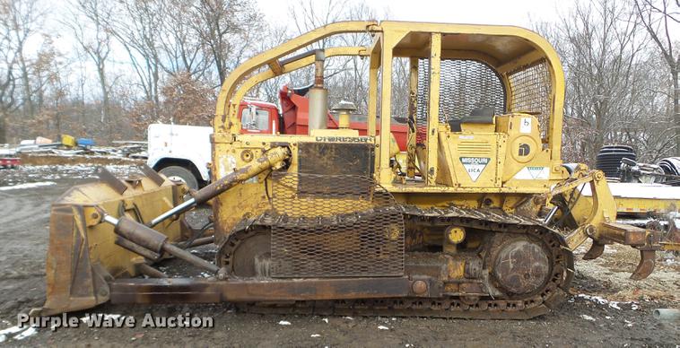 image for item EW9807 Dresser TD15C dozer