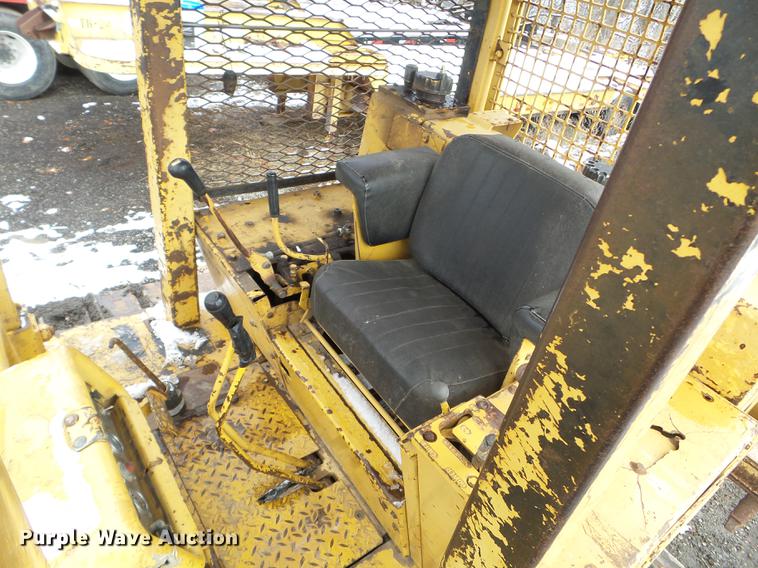 image for item EW9807 Dresser TD15C dozer