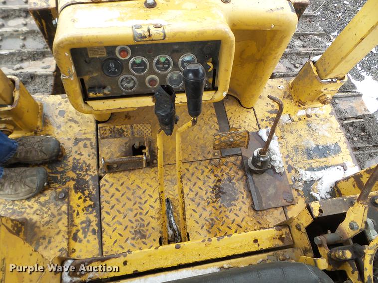 image for item EW9807 Dresser TD15C dozer