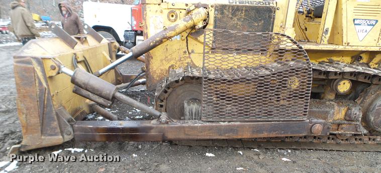 image for item EW9807 Dresser TD15C dozer