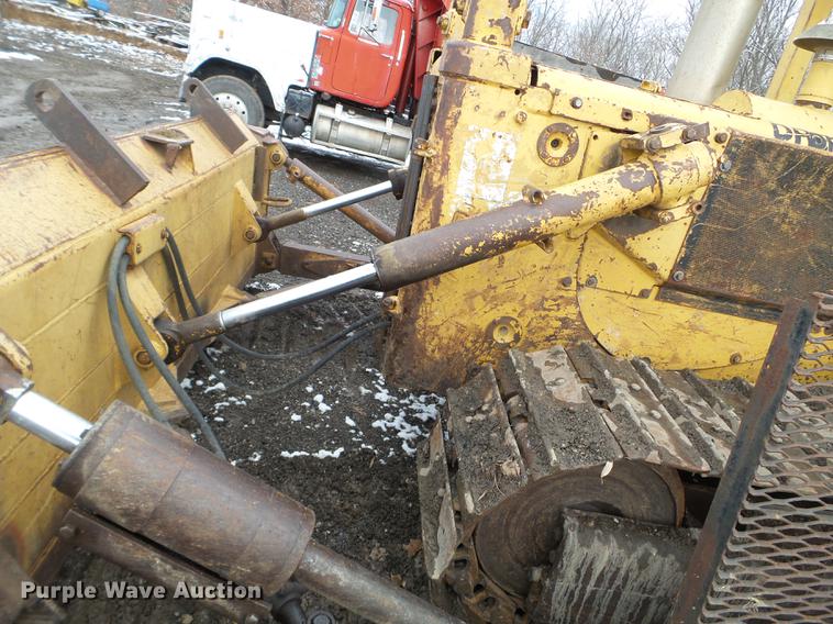 image for item EW9807 Dresser TD15C dozer