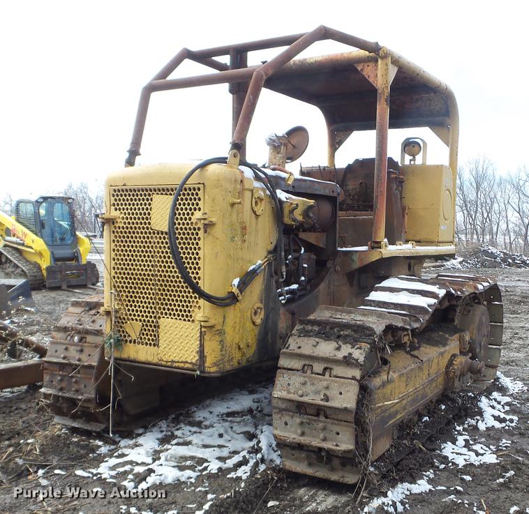 image for item EW9808 Dresser TD15 dozer