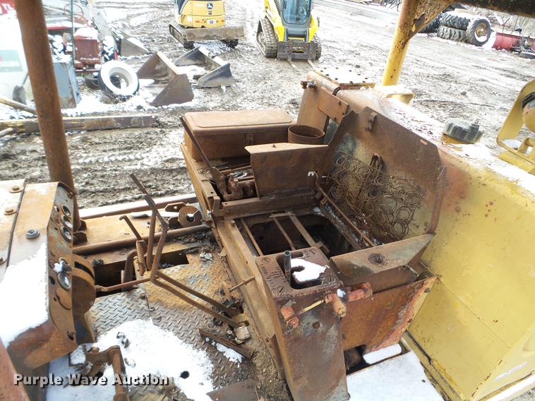 image for item EW9808 Dresser TD15 dozer