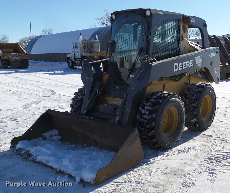 image for item EW9812 2011 John Deere 328D skid steer