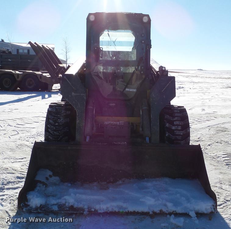 image for item EW9812 2011 John Deere 328D skid steer