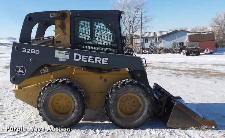 image for item EW9812 2011 John Deere 328D skid steer