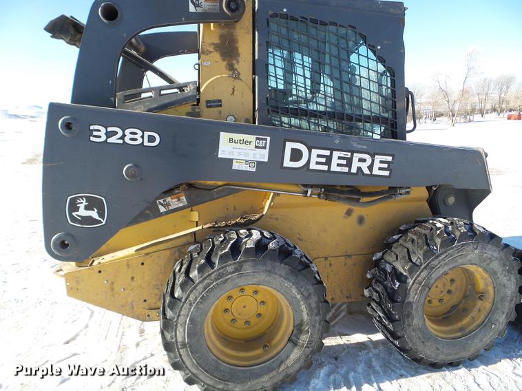 image for item EW9812 2011 John Deere 328D skid steer