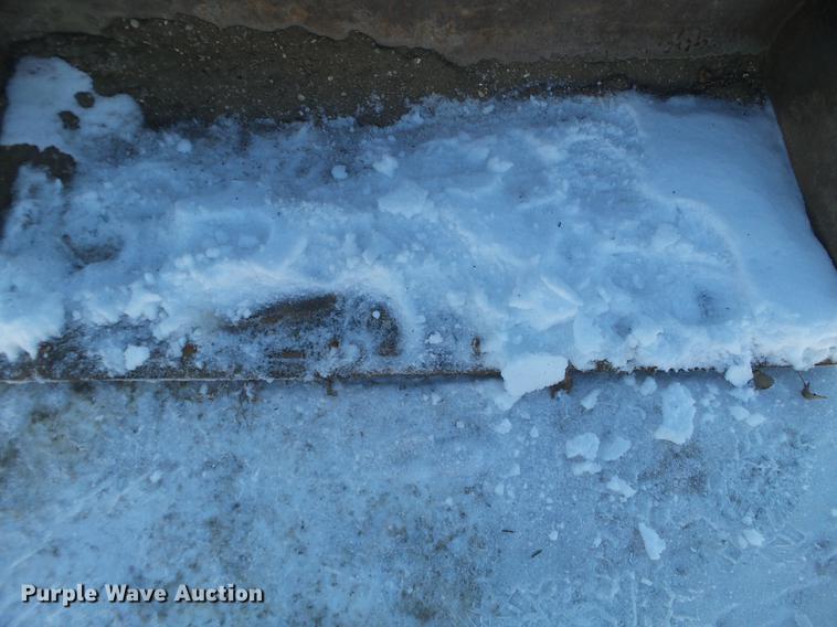 image for item EW9812 2011 John Deere 328D skid steer