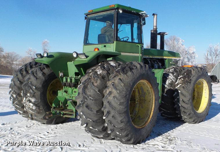 image for item EW9813 1976 John Deere 8630 4WD tractor