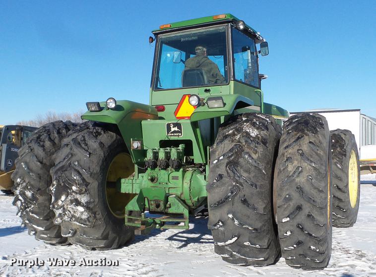 image for item EW9813 1976 John Deere 8630 4WD tractor
