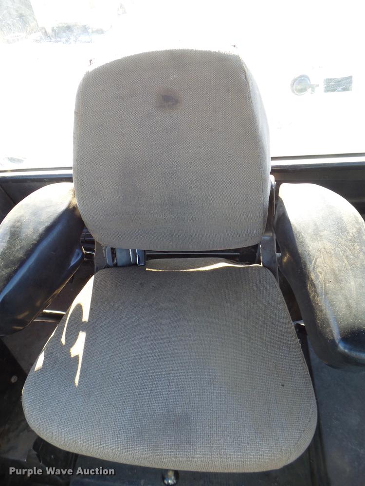 image for item EW9813 1976 John Deere 8630 4WD tractor