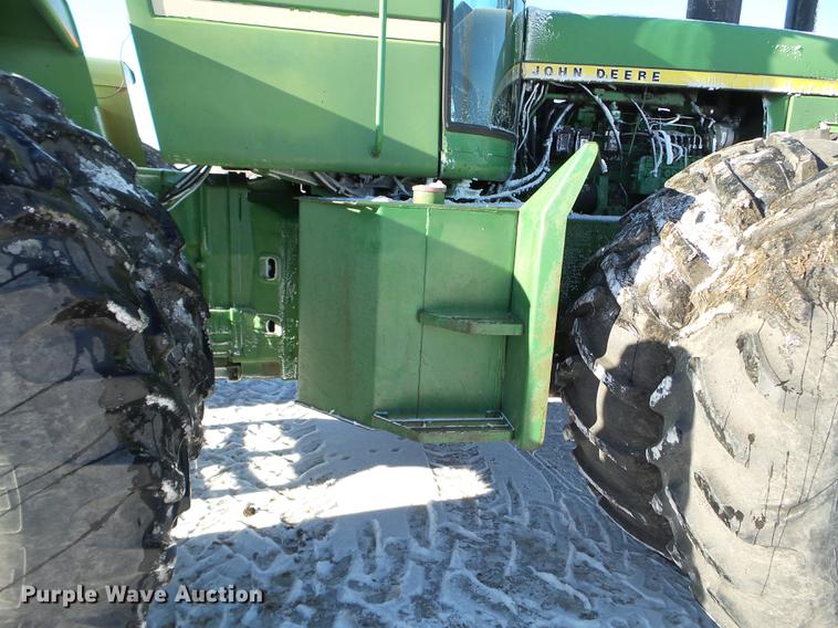 image for item EW9813 1976 John Deere 8630 4WD tractor