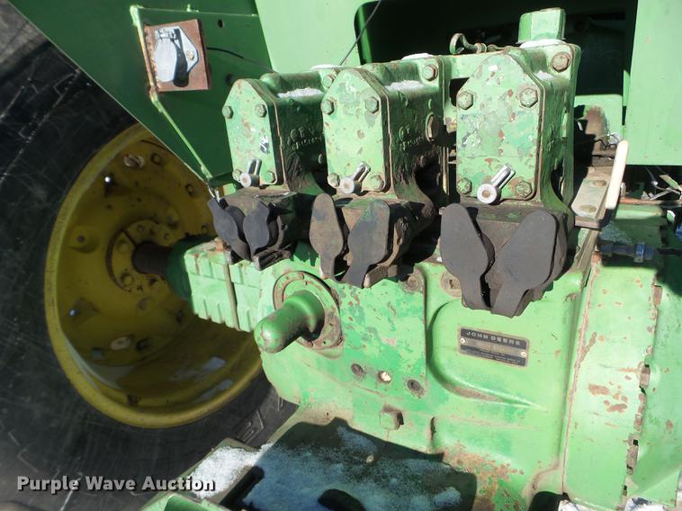 image for item EW9813 1976 John Deere 8630 4WD tractor