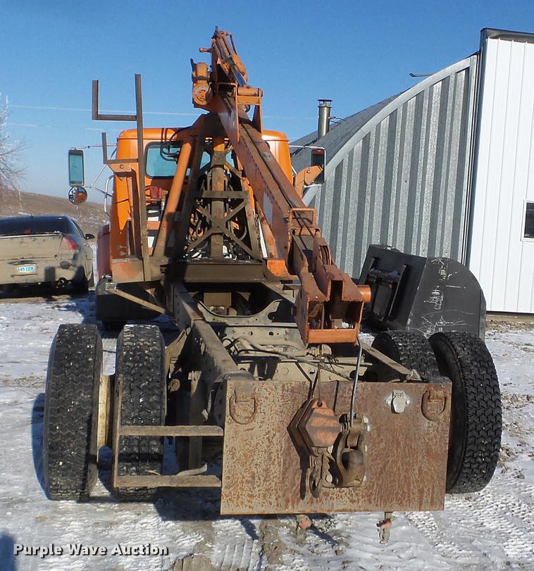 image for item EW9814 National Crane crane