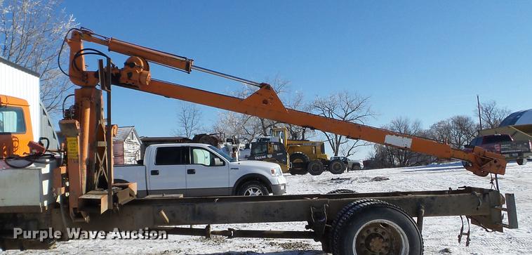 image for item EW9814 National Crane crane
