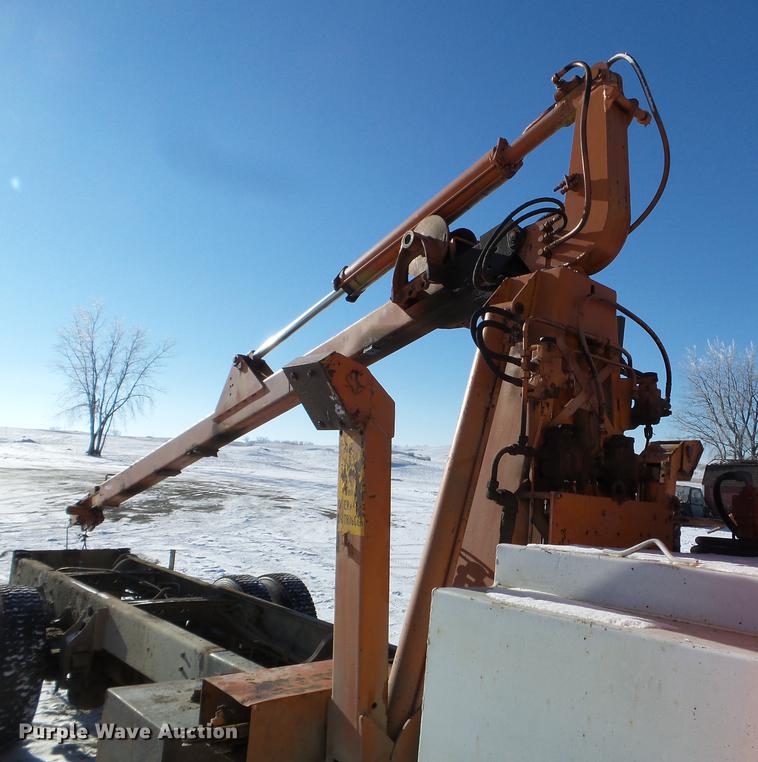 image for item EW9814 National Crane crane