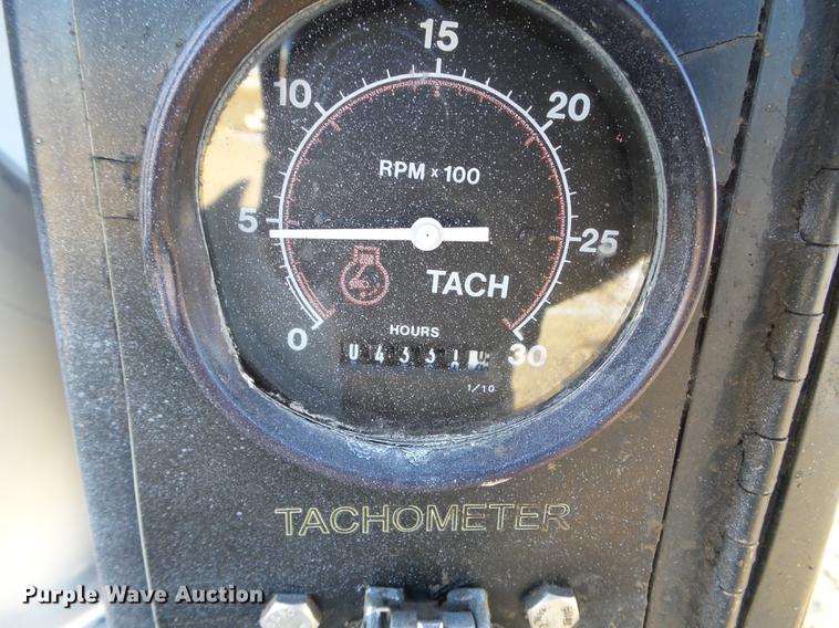 image for item EW9825 2005 Sterling L-Line vacuum jetter truck