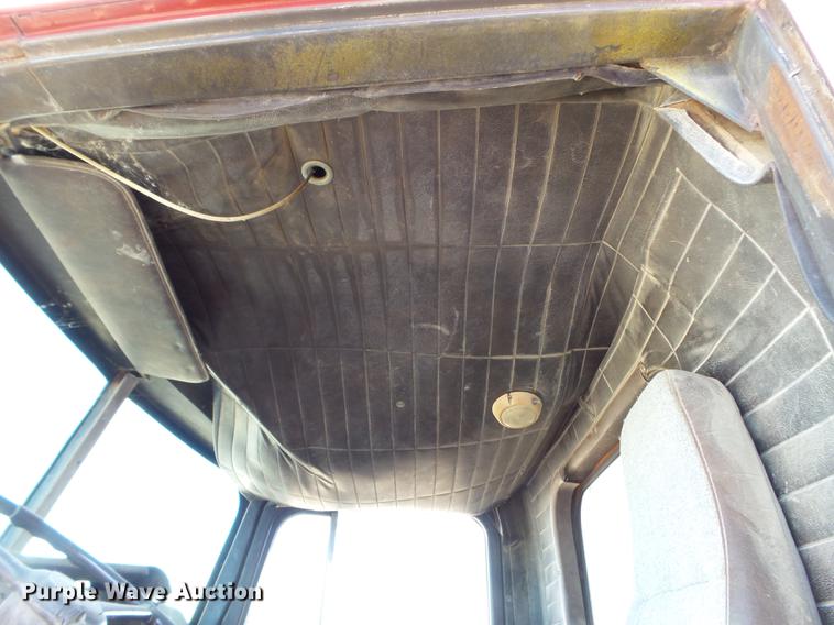 image for item EW9826 1973 White Construcktor septic truck