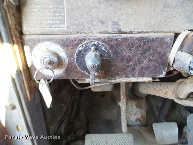 image for item EW9826 1973 White Construcktor septic truck