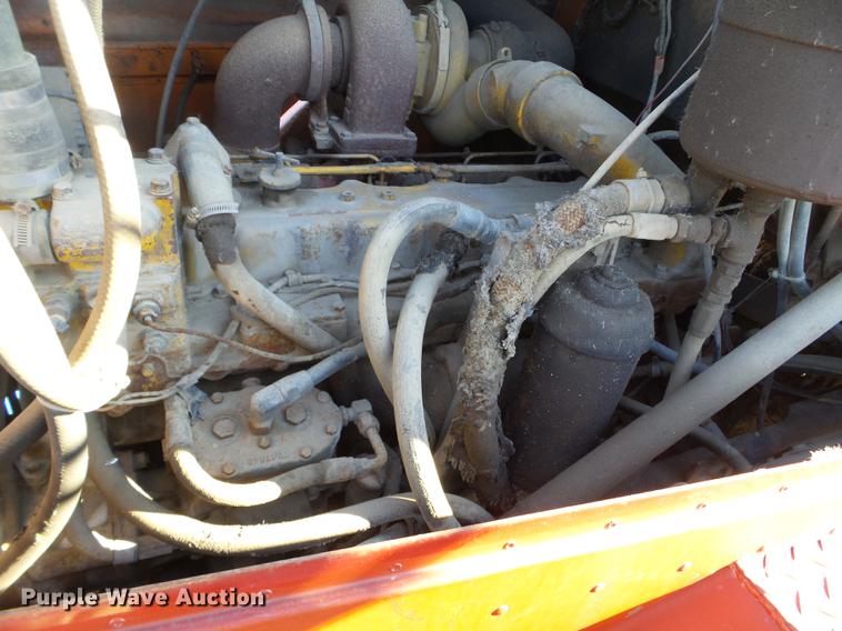 image for item EW9826 1973 White Construcktor septic truck