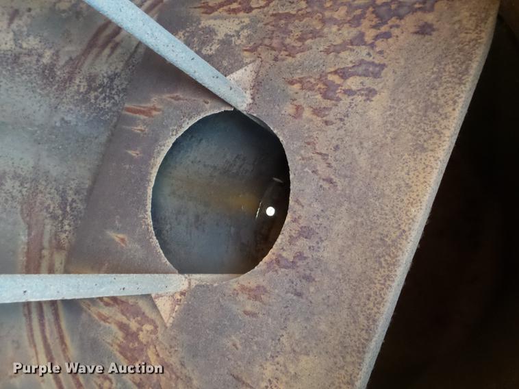 image for item EW9826 1973 White Construcktor septic truck