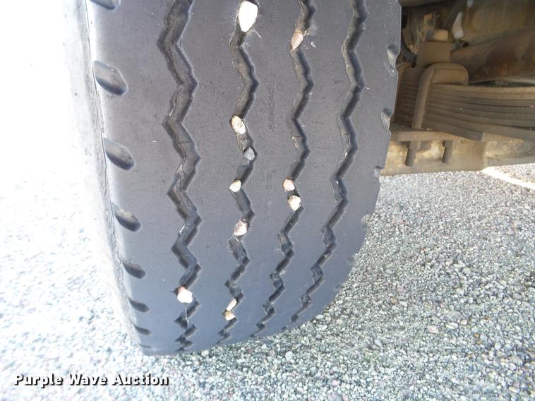 image for item EW9826 1973 White Construcktor septic truck