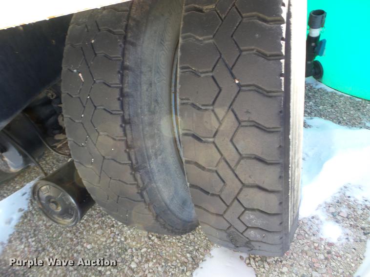 image for item EW9826 1973 White Construcktor septic truck