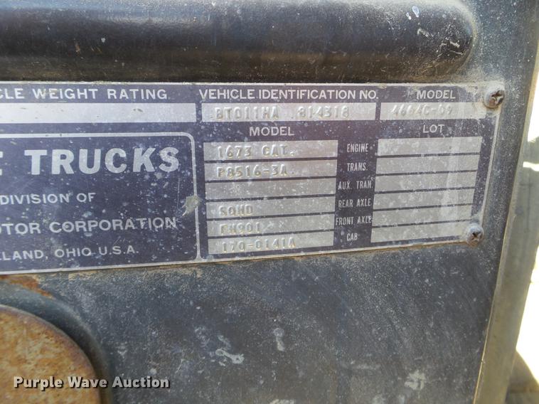 image for item EW9826 1973 White Construcktor septic truck