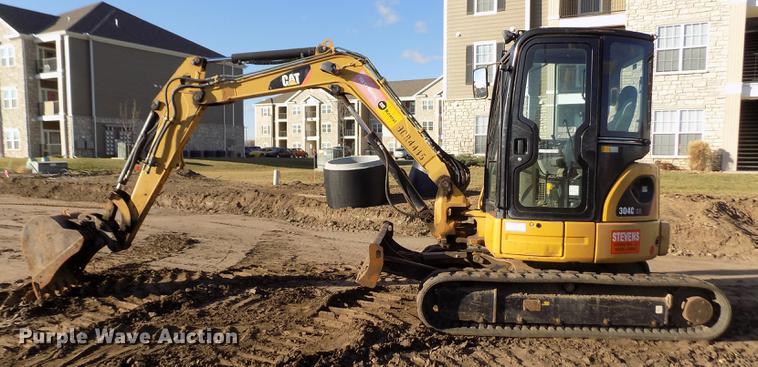 image for item FE9259 2008 Caterpillar 304C CR mini excavator