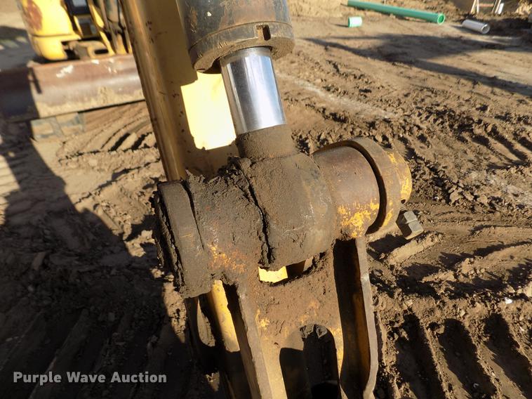 image for item FE9259 2008 Caterpillar 304C CR mini excavator