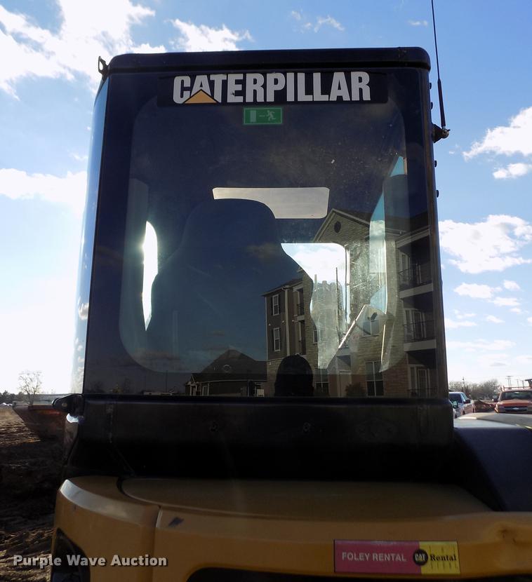 image for item FE9259 2008 Caterpillar 304C CR mini excavator